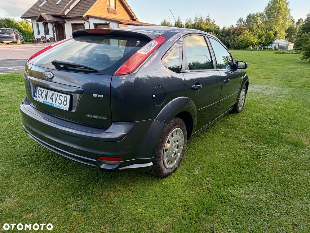 Ford Focus 1.6 TDCi Trend - 6