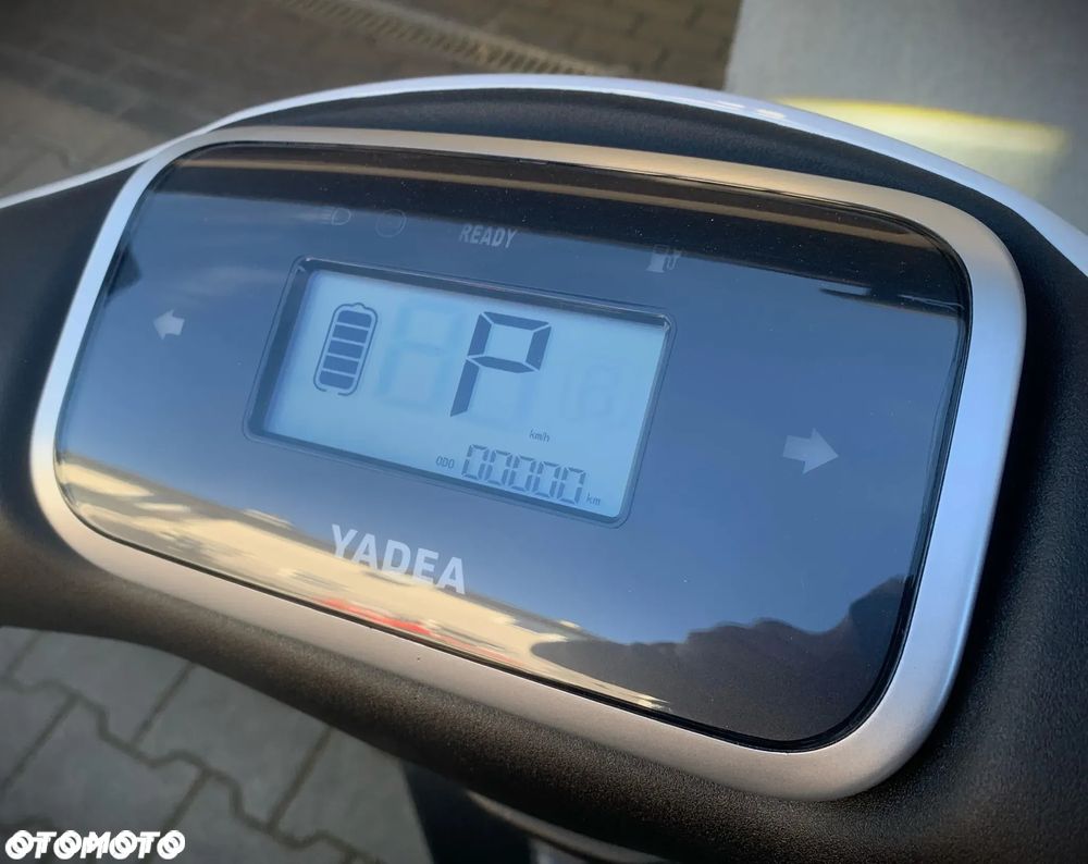 Yadea C-line - 7