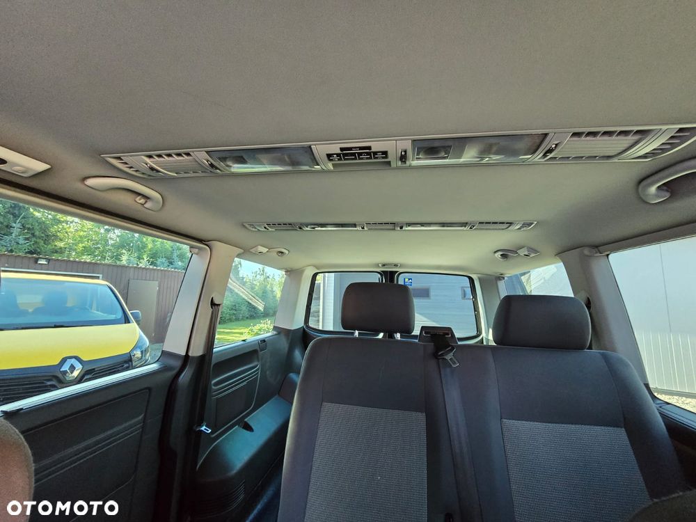 Volkswagen Transporter - 12