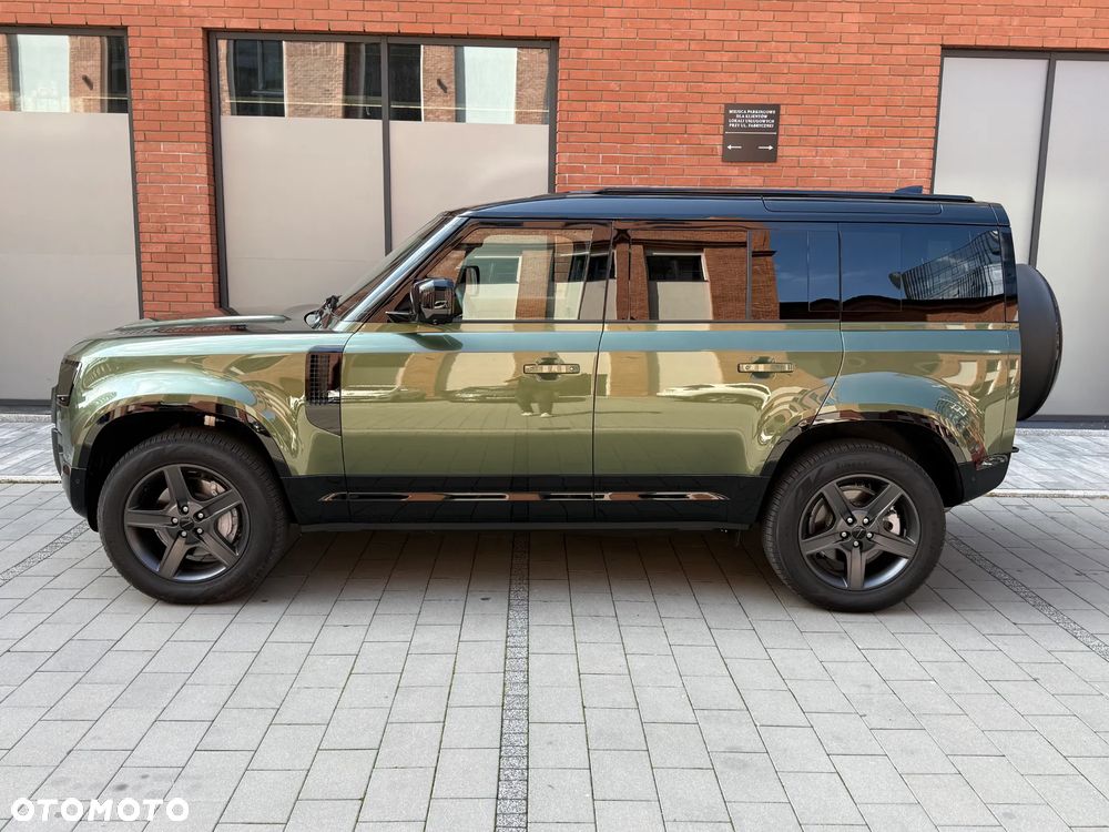 Land Rover Defender 3.0 D350 mHEV X-Dynamic SE - 4