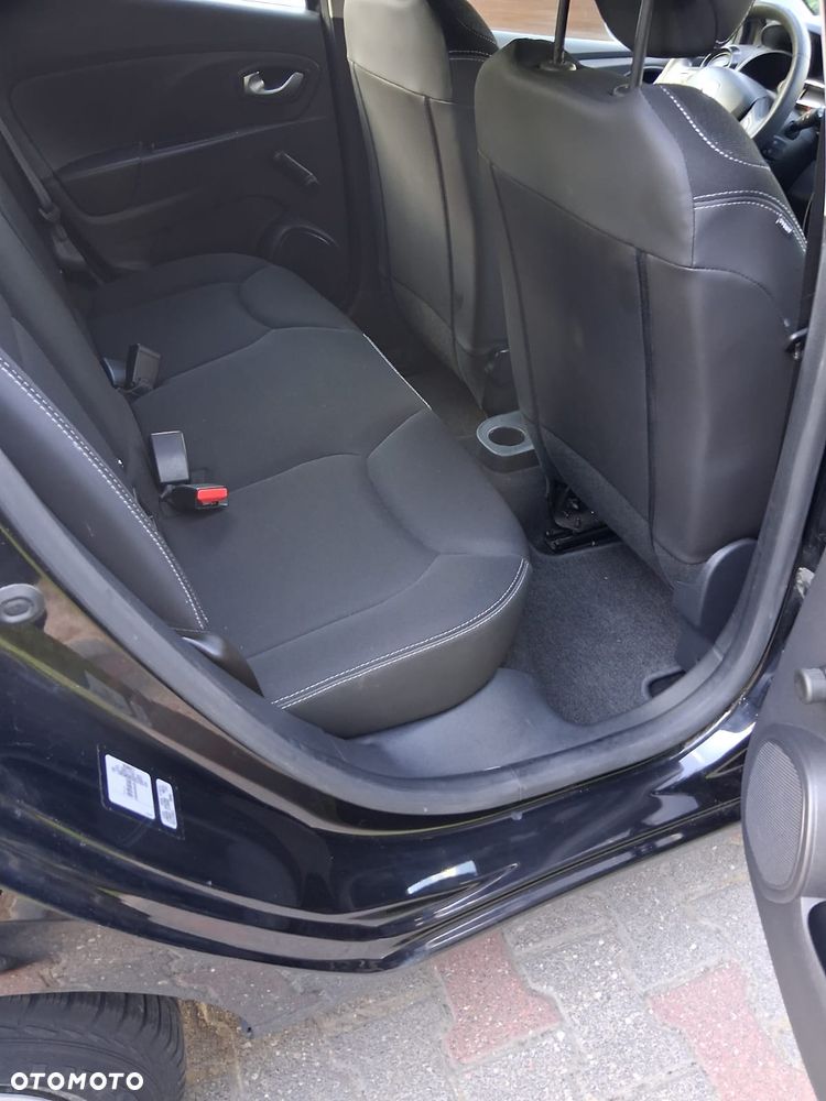 Renault Clio 1.2 16V 75 Experience - 5