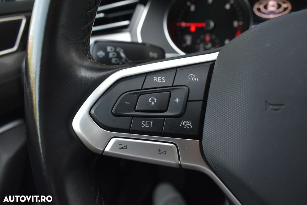 Volkswagen Passat 2.0 TDI DSG Comfortline - 14