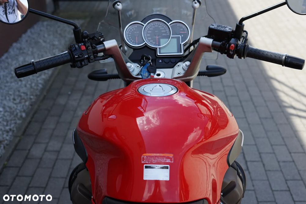 Moto Guzzi Breva - 15