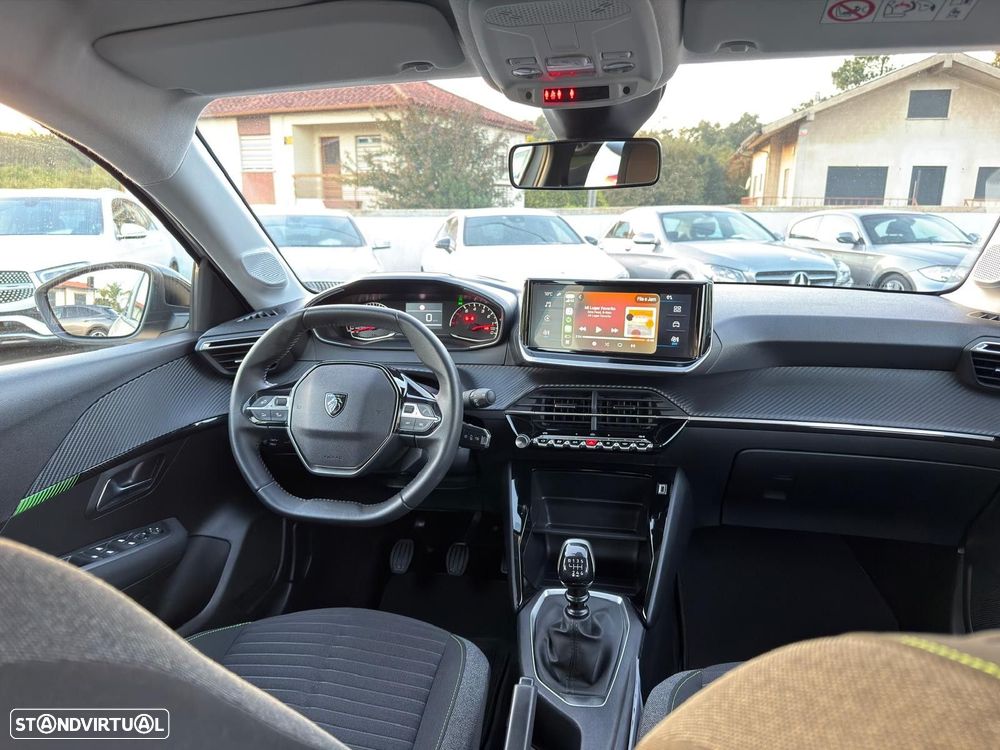 Peugeot 208 1.2 PureTech Active Pack - 17