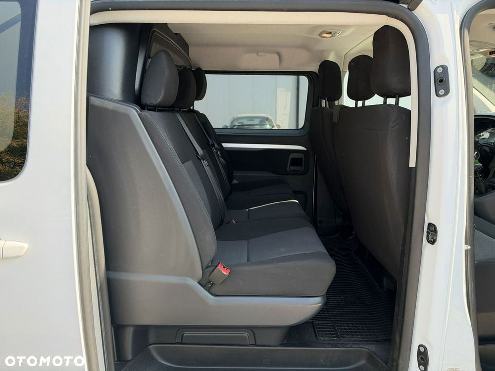Opel Vivaro - 19