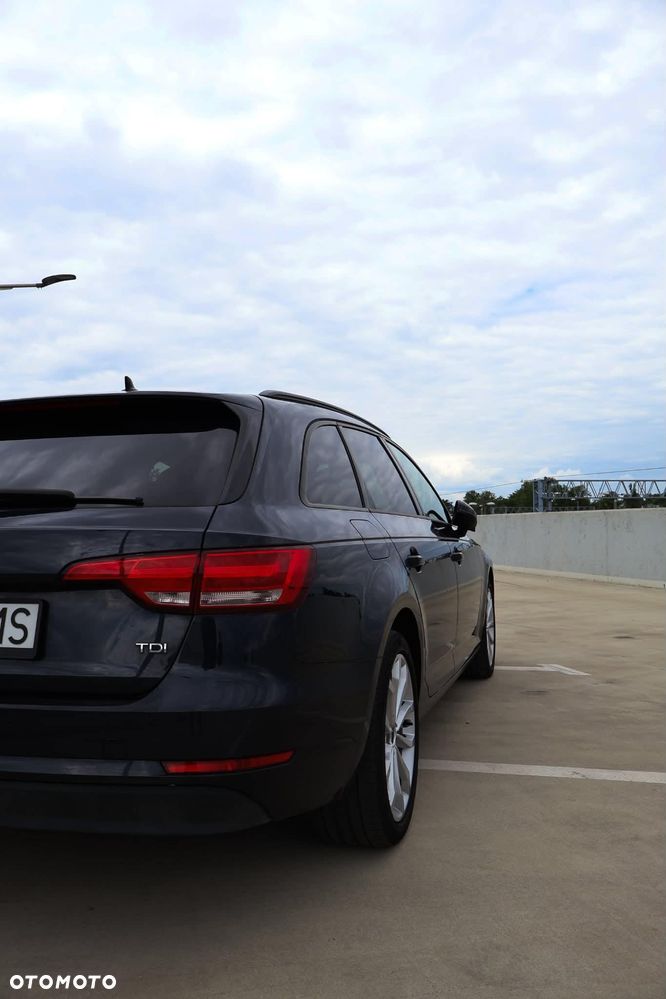 Audi A4 Avant 2.0 TDI S tronic - 2