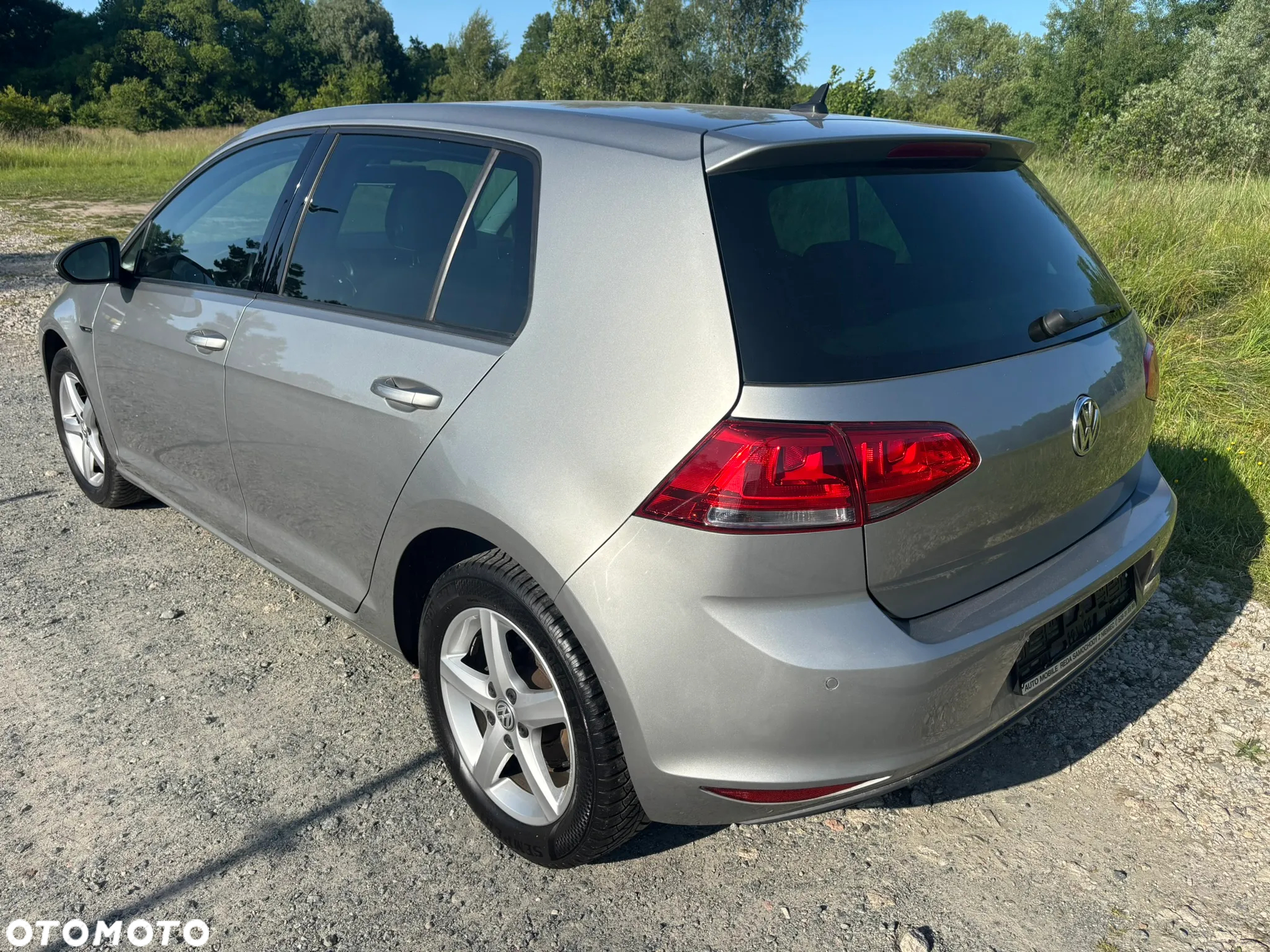 Volkswagen Golf VII 1.2 TSI BMT Trendline Perfectline - 12