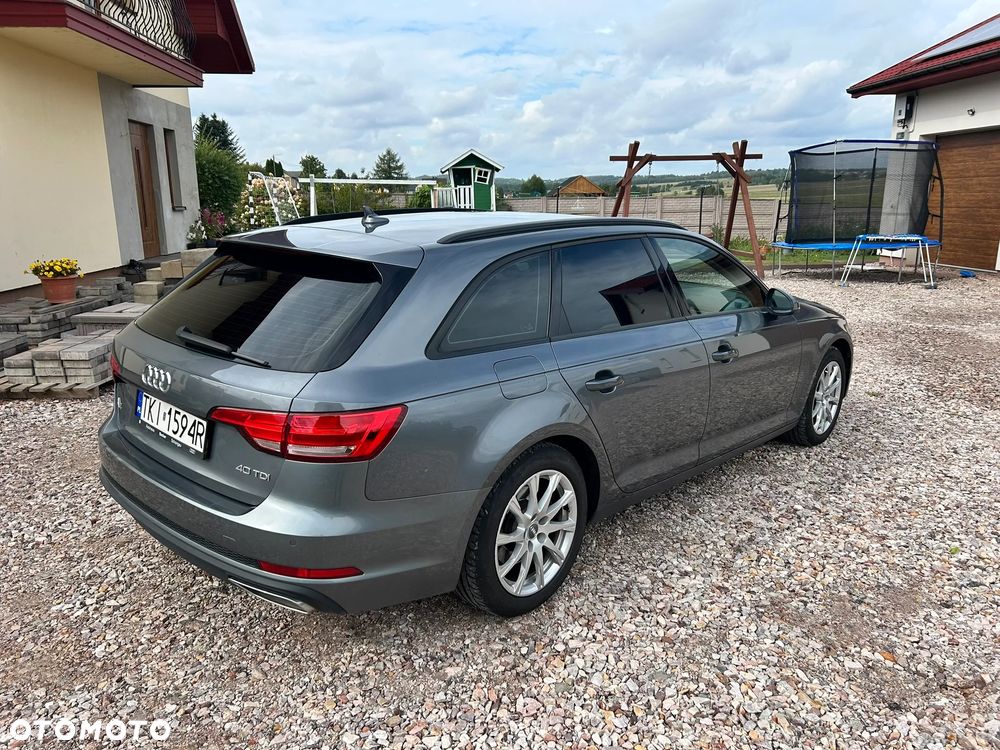 Audi A4 Avant 40 TDI S tronic - 11