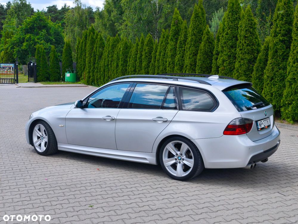 BMW Seria 3 330d - 11