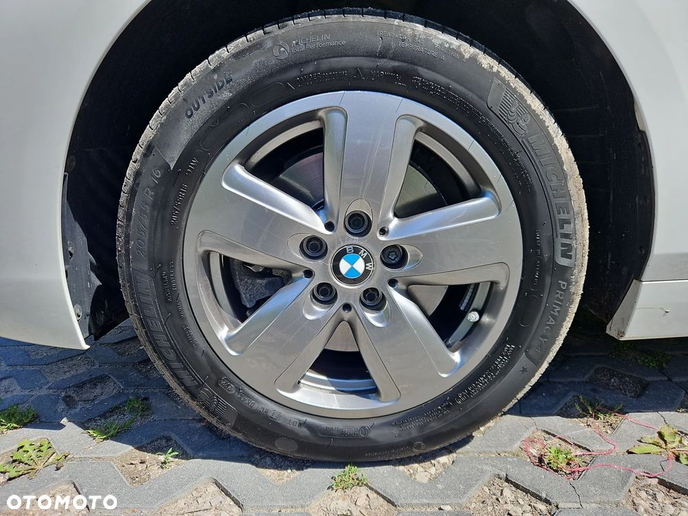 BMW Seria 1 118i Advantage - 19