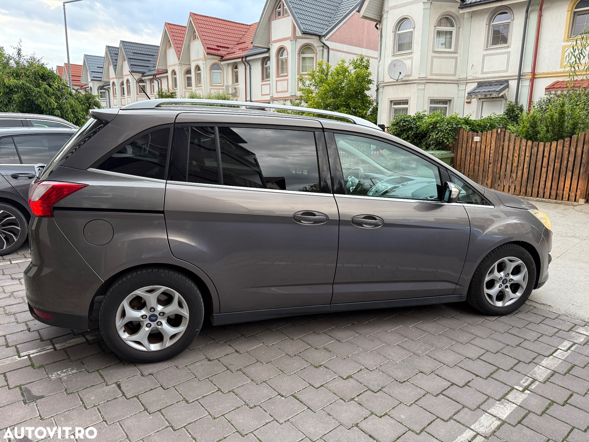 Ford Grand C-Max 1.6 TDCi DPF Titanium - 4