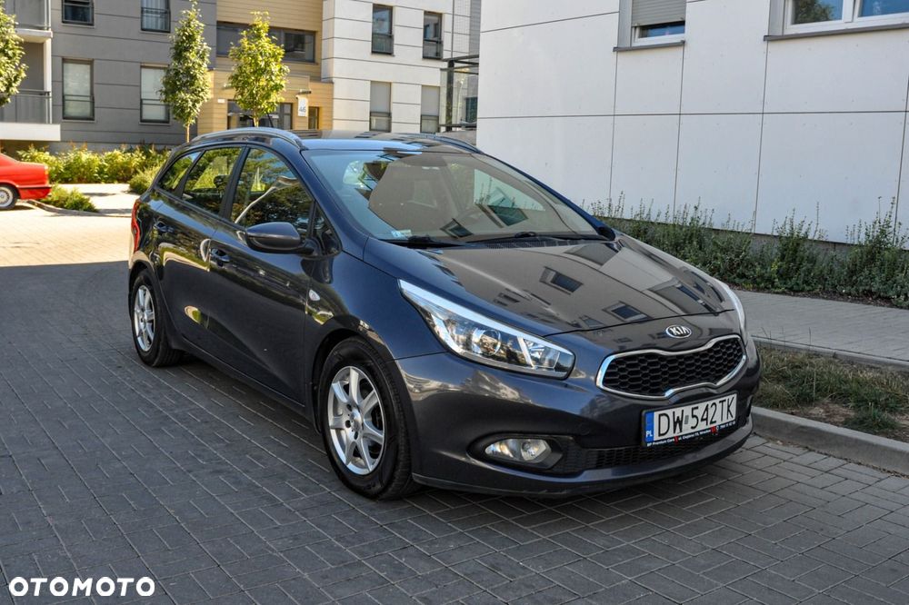 Kia Ceed - 6