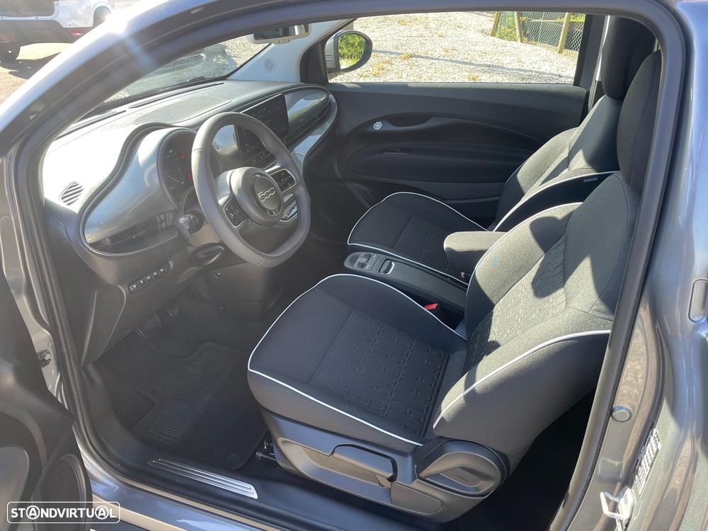 Fiat 500e C Icon - 16