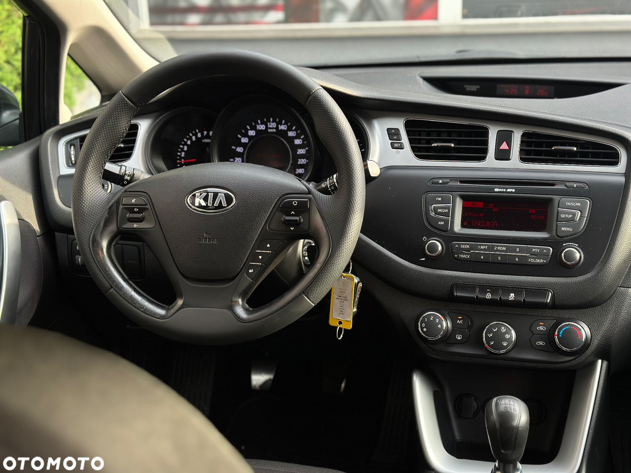 Kia Ceed 1.4 CVVT Attract plus - 25