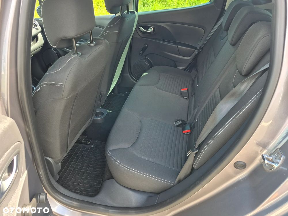 Renault Clio 1.2 16V Limited - 28