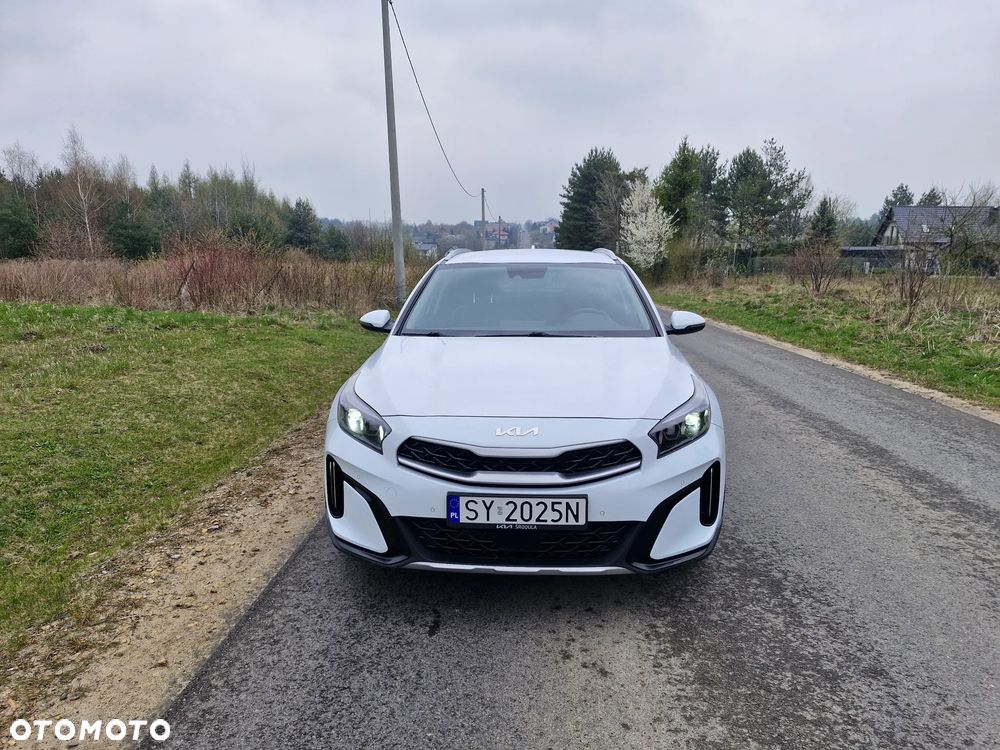 Kia XCeed 1.6 CRDi SCR L Business Line DCT - 1