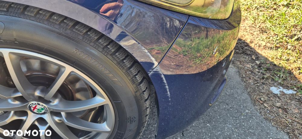 Alfa Romeo Giulia 2.2 AT8 - 3