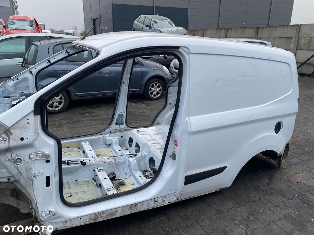 BŁOTNIK TYŁ LEWY BOK ĆWIARTKA TRANSIT COURIER B460 BIAŁY - 3