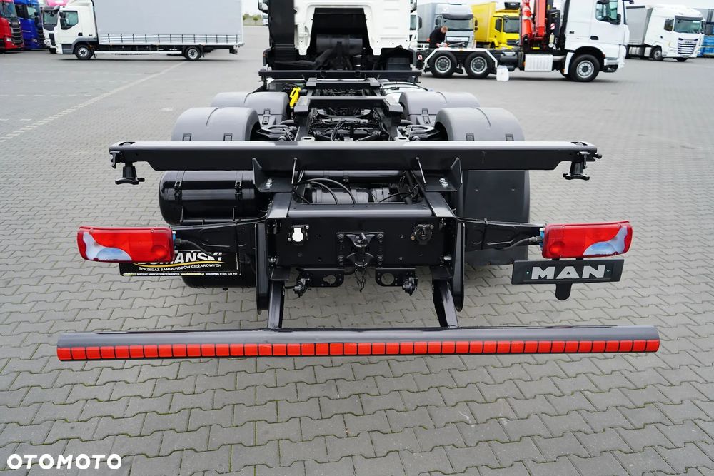 MAN TGS / 26.440 / E 5 / RETARDER / PEŁNY ADR / BDF / 7,15 M , 7,45 M / OŚ SKRĘTNA - 16