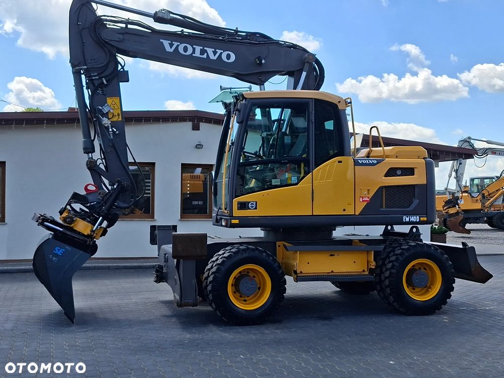 Volvo EW140D ROTOTILT ze szczypcami - 6