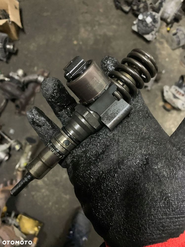 Pompowtrysk BOSCH VW AUDI 2.0 TDI 0414720403 - 1