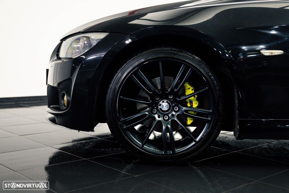 BMW 320 d Coupe Edição M - 7