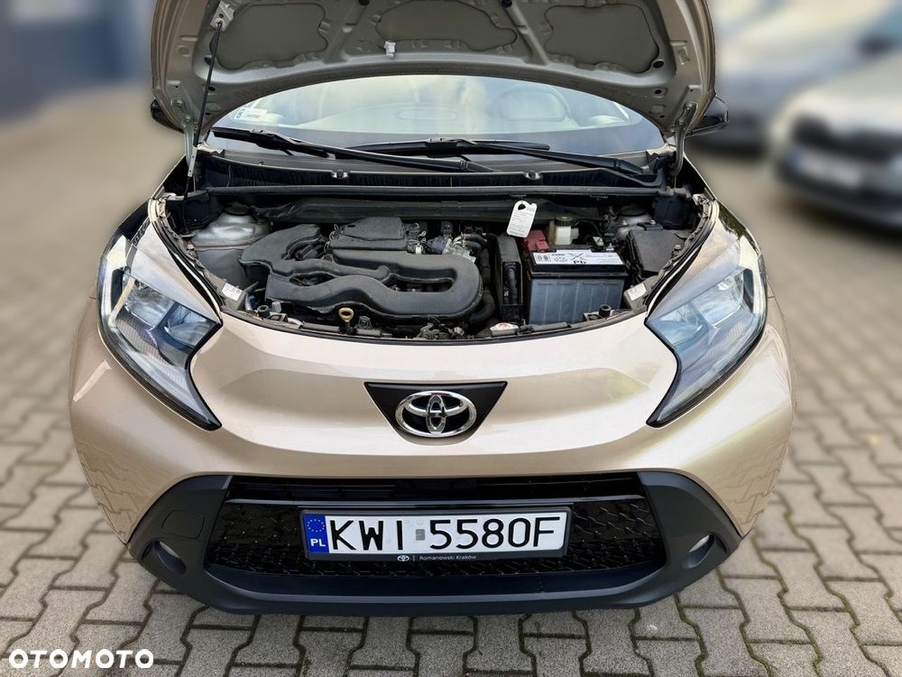 Toyota Aygo X 1.0 VVT-i Color Edition X-shift - 25