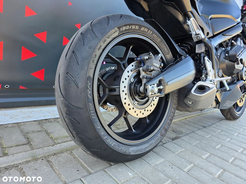 Honda CBR - 32