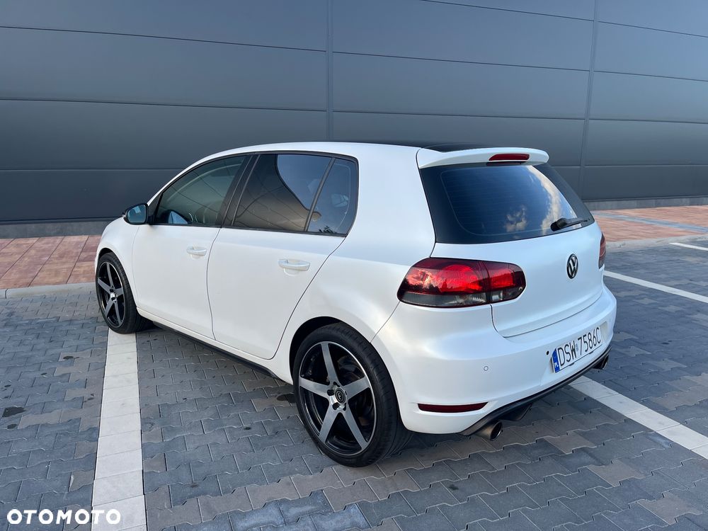 Volkswagen Golf - 12