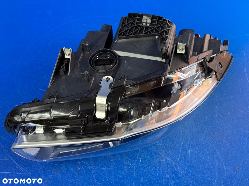 PRAWY FULL LED BMW F10 F11 LIFT LCI EUROPA - 7