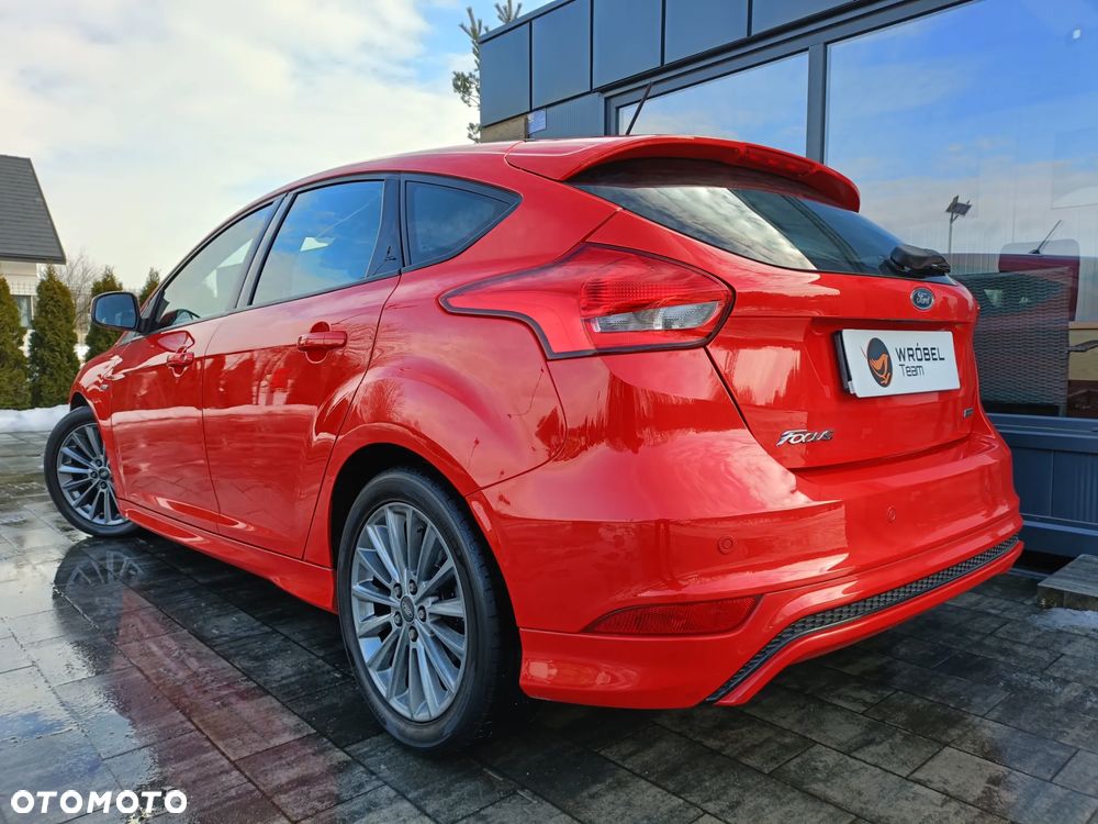 Ford Focus 1.0 EcoBoost Start-Stopp-System ST-LINE STYLE - 3