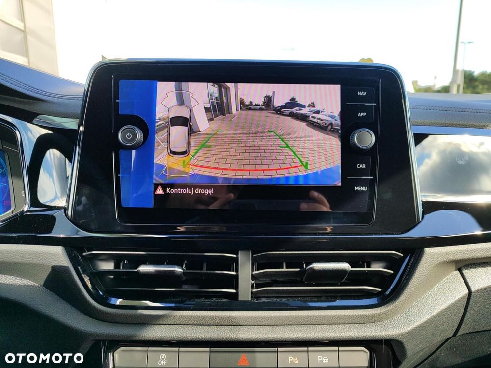 Volkswagen T-Roc - 28