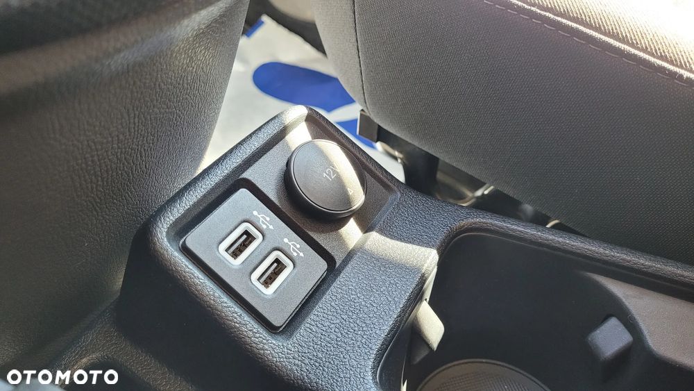 Ford Tourneo Connect 1.5 EcoBlue Titanium - 22