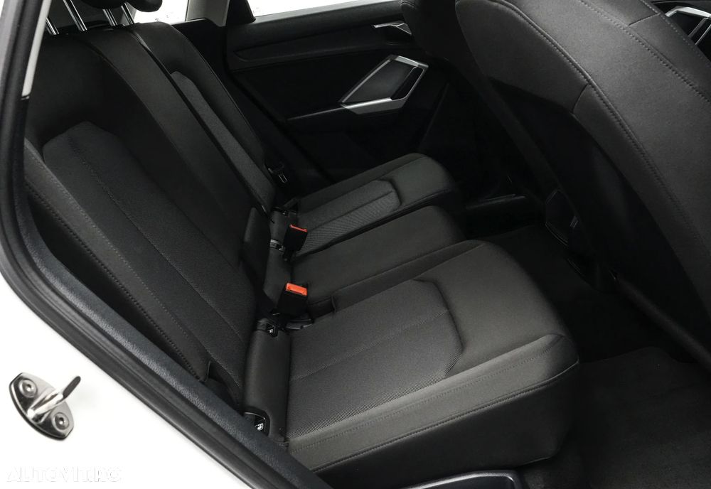 Audi Q3 2.0 35 TDI S tronic Advanced - 16