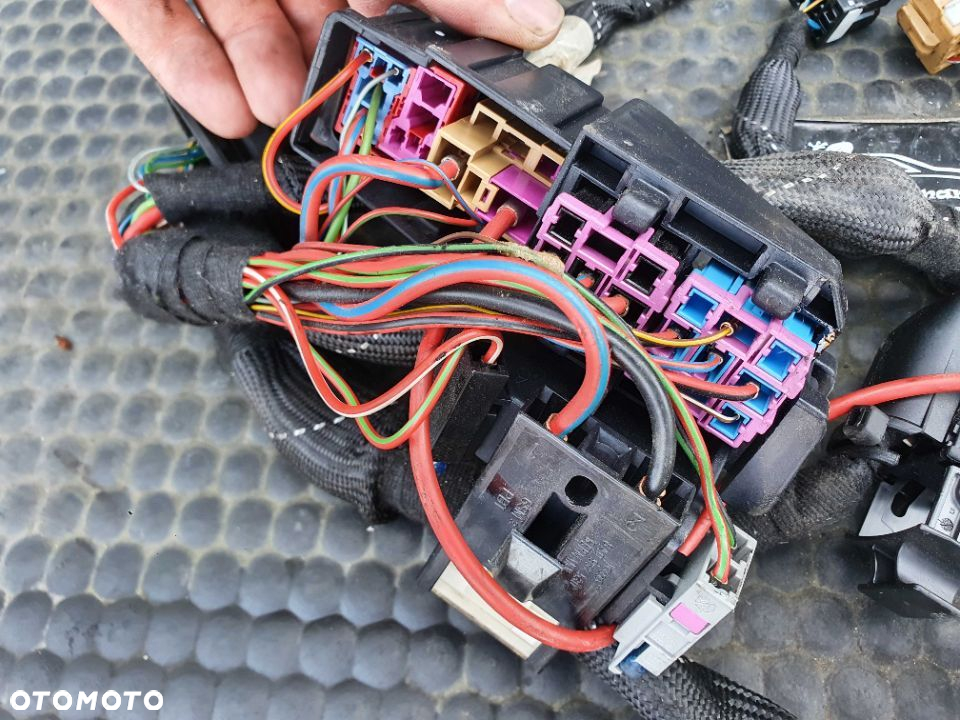 Wiazka 8E1971072NT Instalacja Silnika 1.9 TDI AVF 130KM Europa Automat Audi A4 B6 - 4