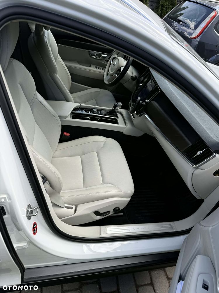 Volvo V90 D4 AWD Inscription - 4