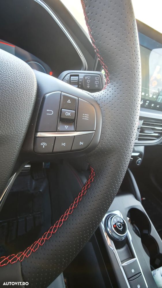 Ford Kuga 2.5 Duratec FWD PHEV ST-Line X - 12