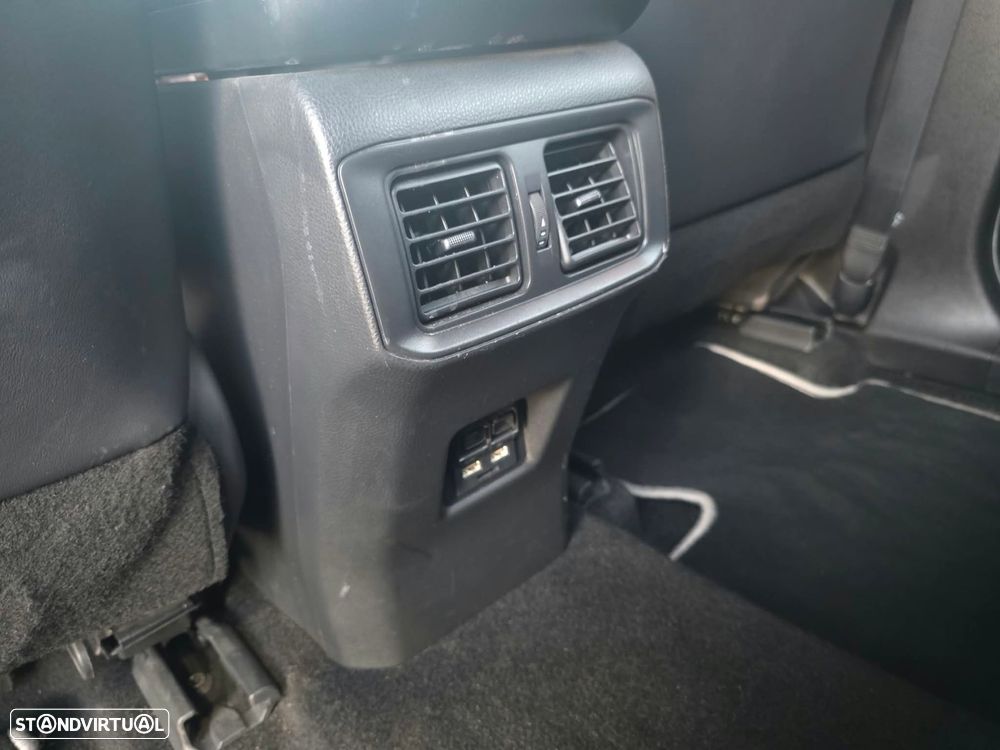 Toyota RAV4 2.5 HDF Square Collection - 17