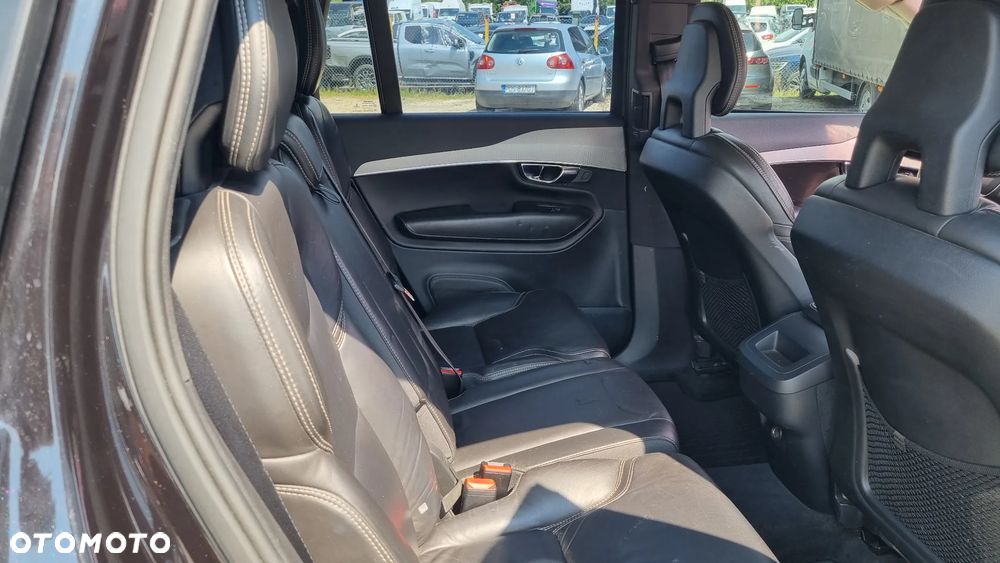 Volvo XC 90 D5 AWD Geartronic Inscription - 35