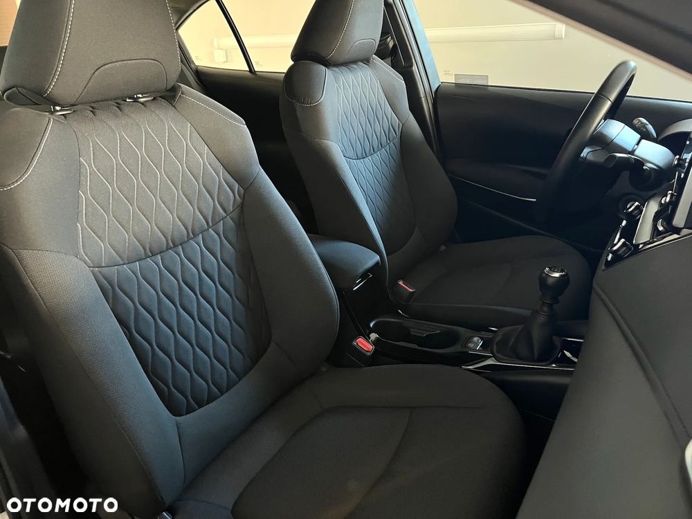 Toyota Corolla 1.6 Comfort - 9