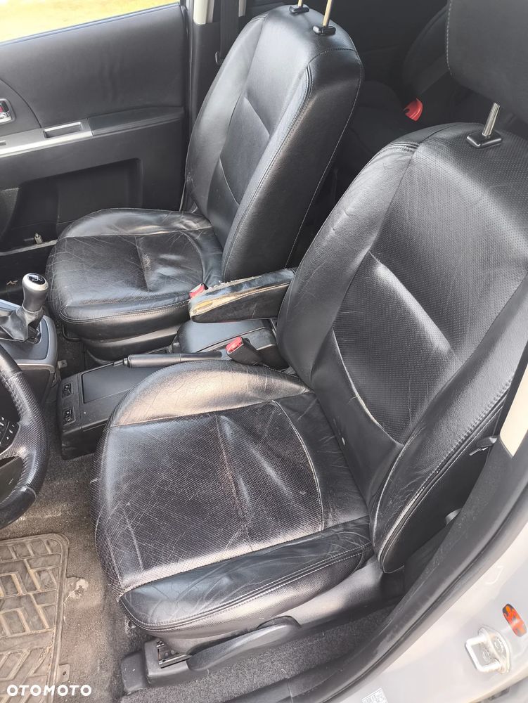 Mazda 5 2.0 Sport - 13