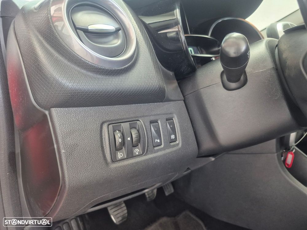 Renault Clio Sport Tourer 0.9 TCe Limited - 10