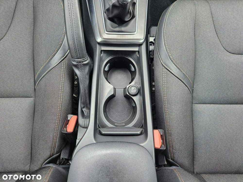 Volvo V40 Cross Country - 30