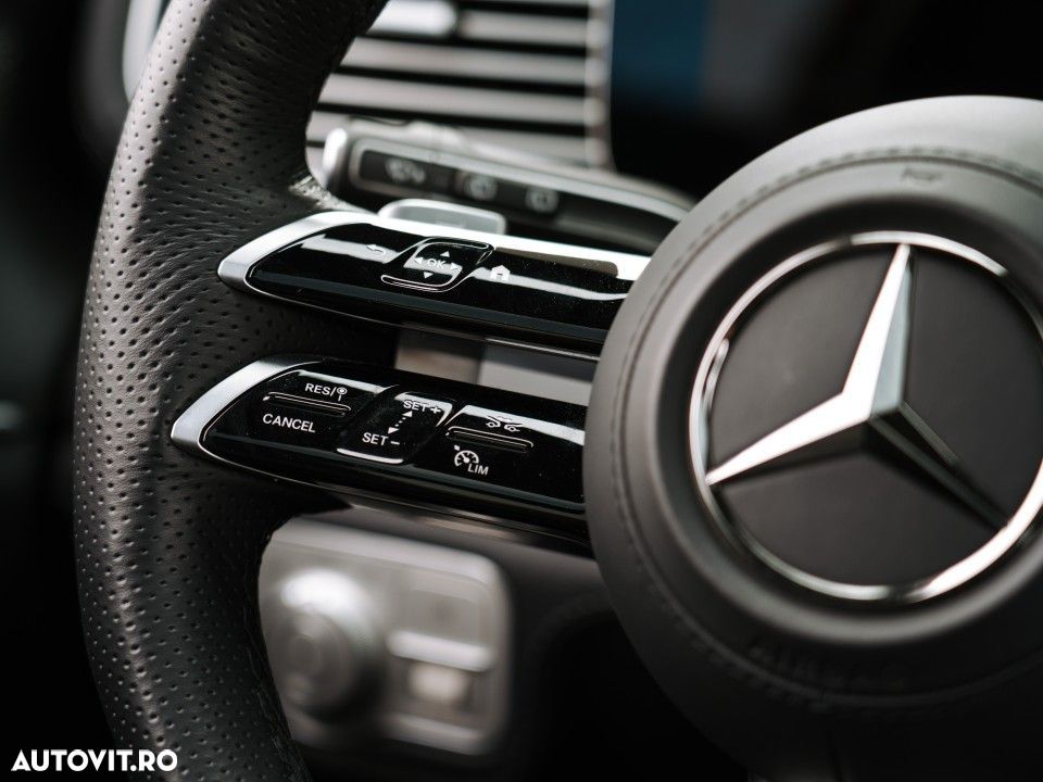 Mercedes-Benz GLE - 19