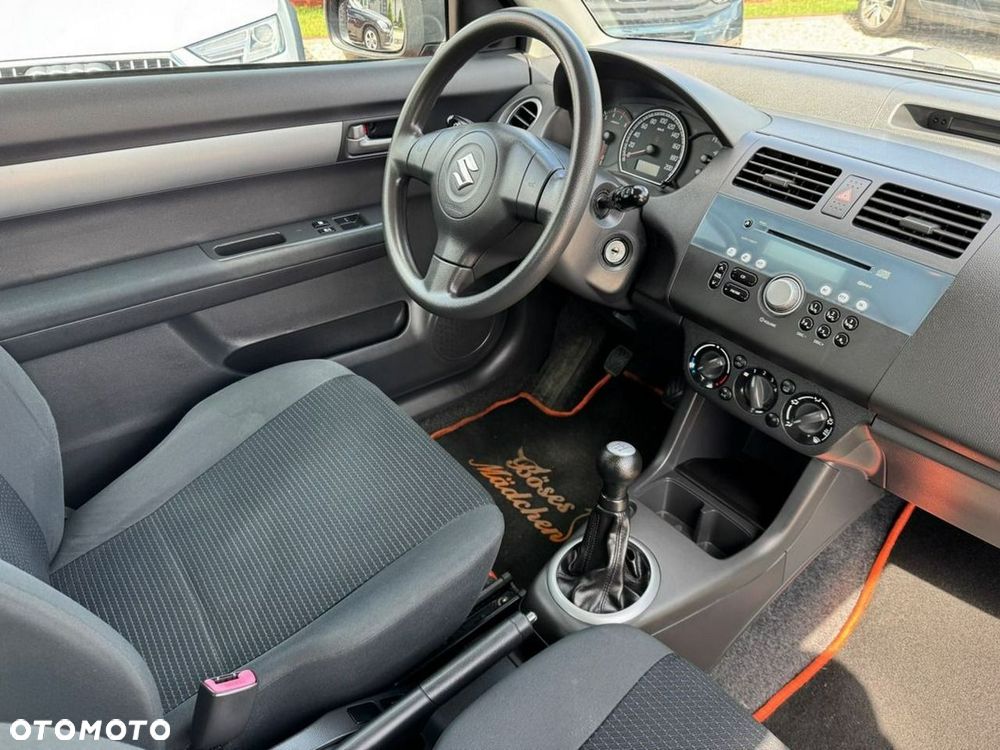 Suzuki Swift - 11