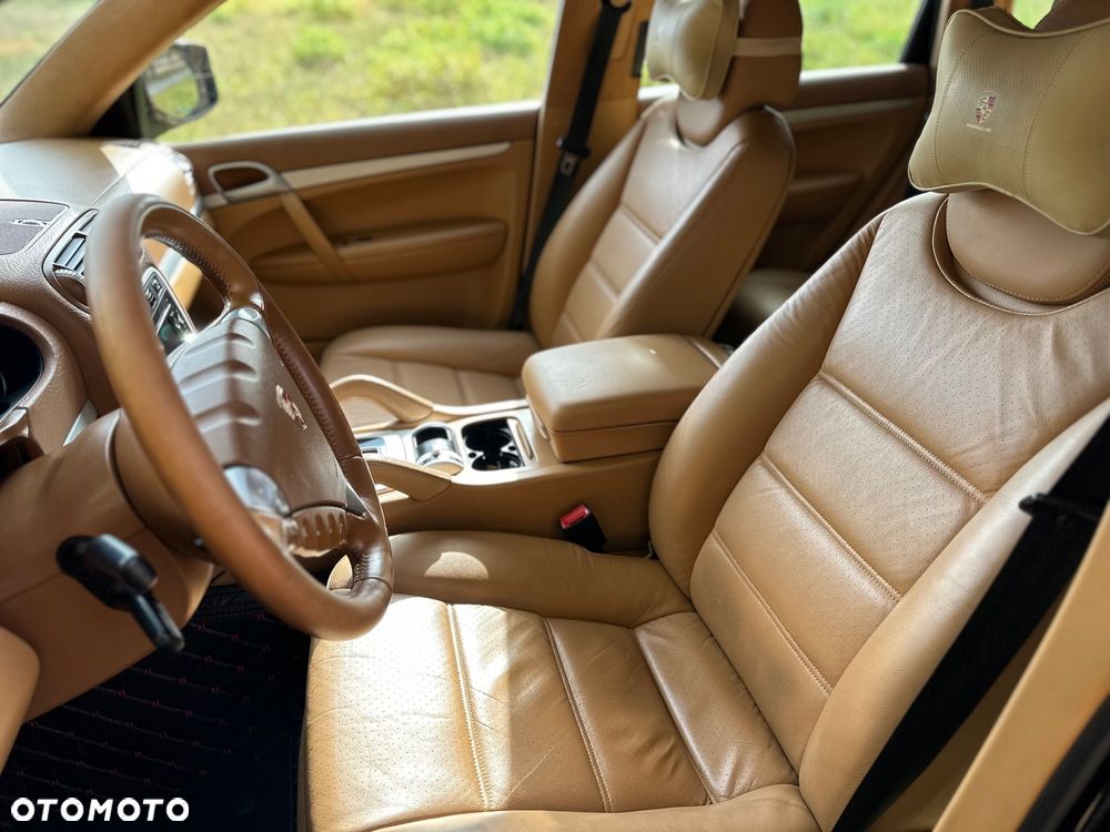 Porsche Cayenne Tiptronic S - 11