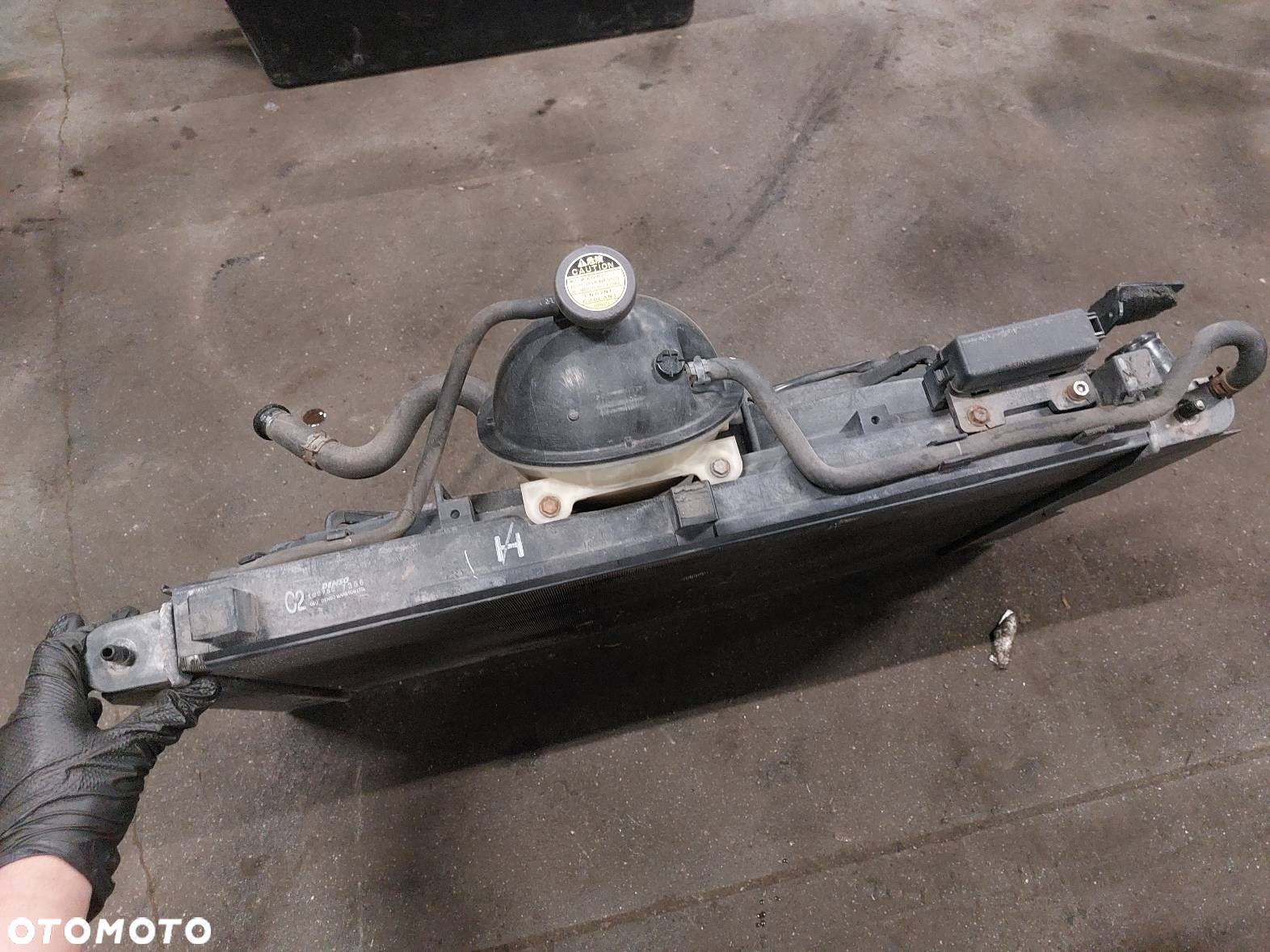 CHŁODNICE KOMPLET + WENTYLATOR TOYOTA COROLLA E12 2.0 D4D 122750-7356 - 5