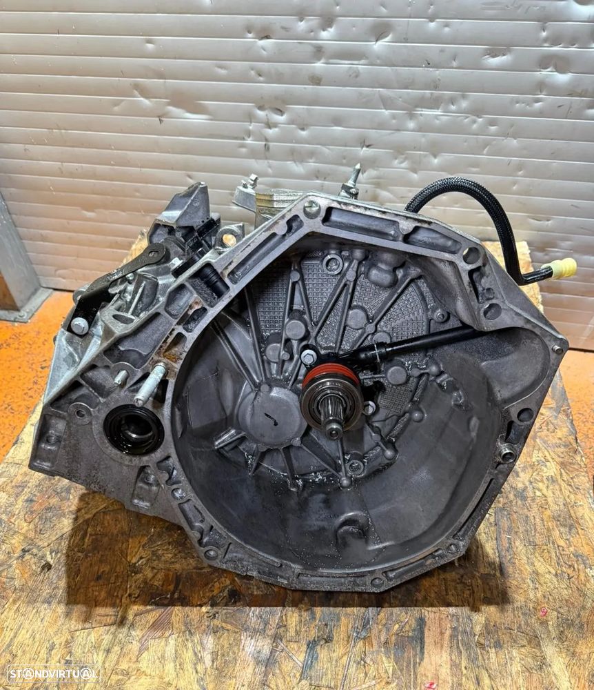 Caixa de Velocidades Dacia Duster 1.5 DCi Ref: TL4043 - 4
