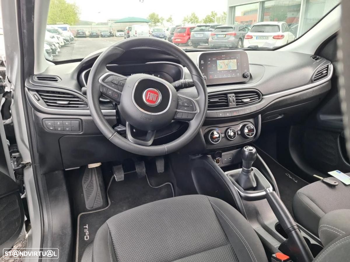 Fiat Tipo Station Wagon 1.3 M-Jet Lounge - 8
