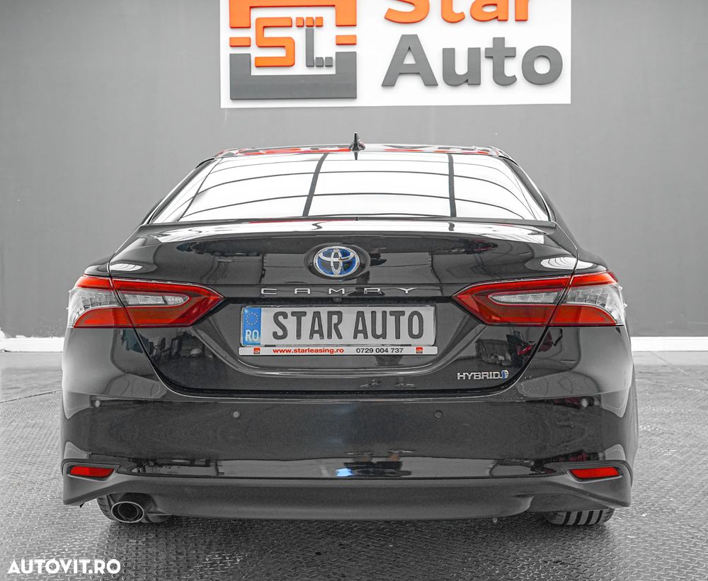 Toyota Camry 2.5 Exclusive - 6